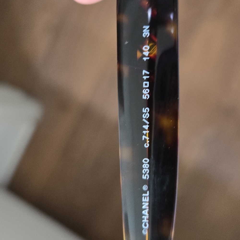 CHANEL Interlocking CC Logo Wayfarer Sunglass-Authentic - Picture 7 of 10